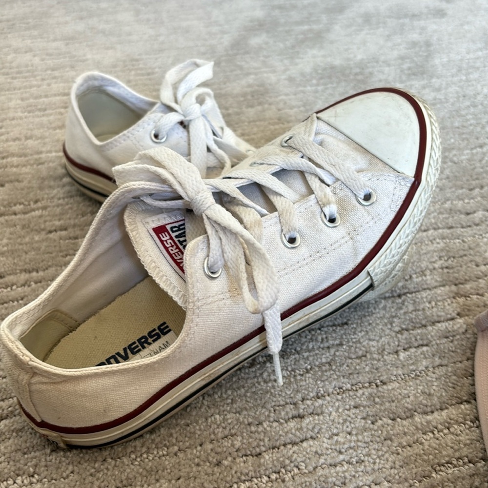 Converse youth size 3 or women's 6
